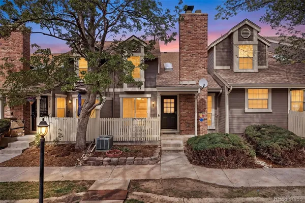 $349,900 | 1990 South Helena Street, Unit E, Aurora, CO 80013