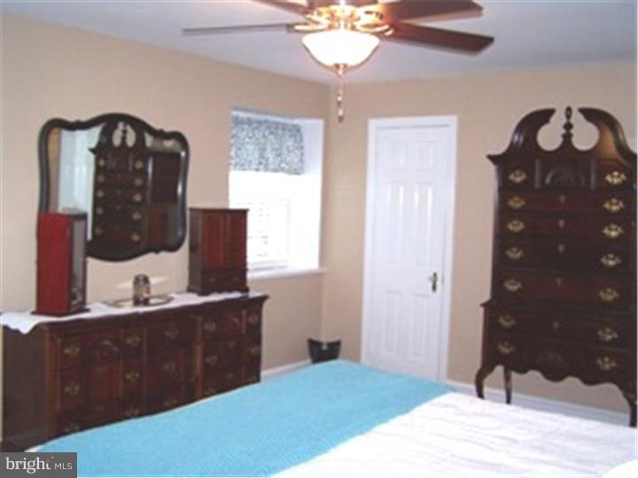 411 Upland Road Havertown, PA 19083 - Photo 15 of 25 Bedroom - Main
