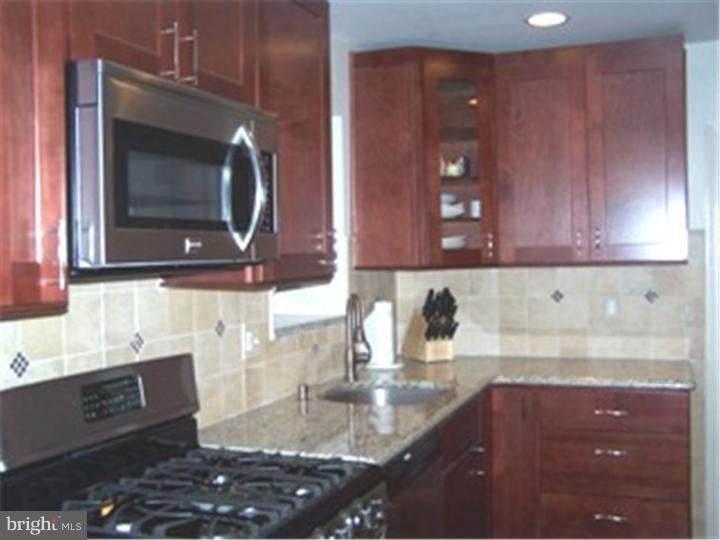 411 Upland Road Havertown, PA 19083 - Photo 7 of 25 Kitchen