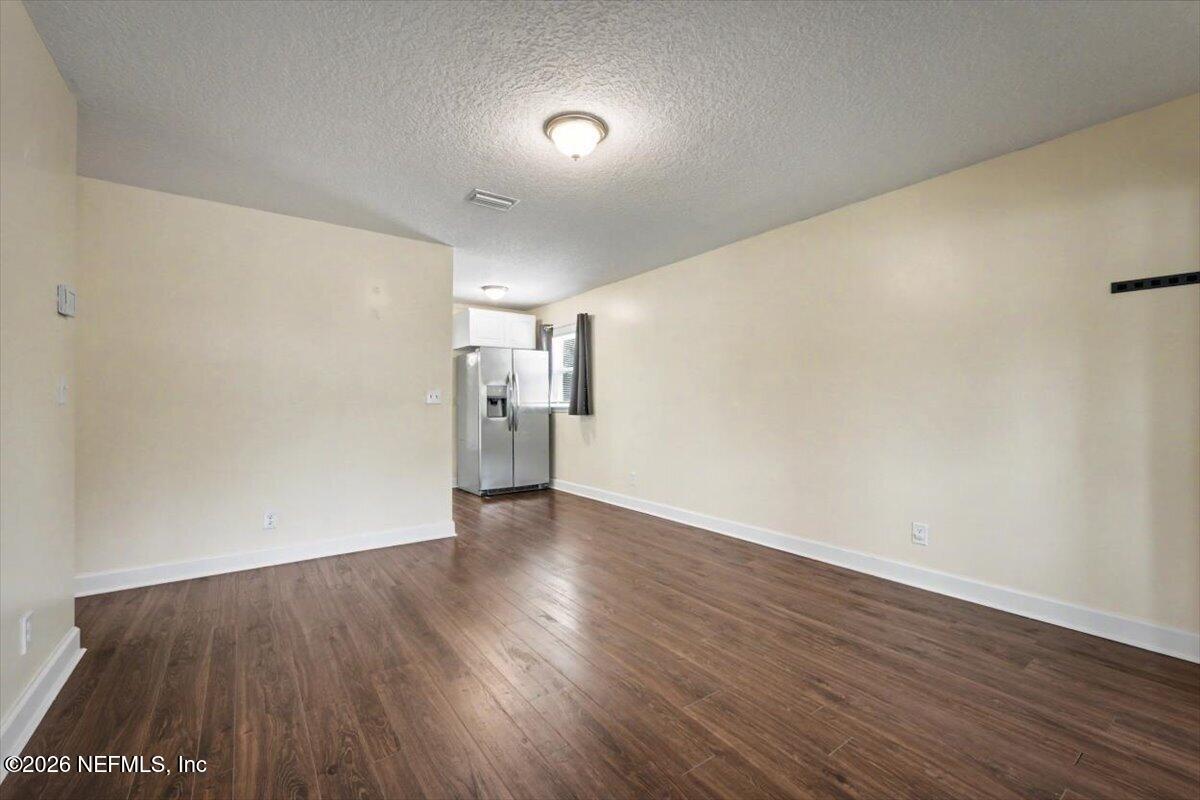2425 Tulsa Road North Jacksonville, FL 32218 - Photo 5 of 31 Dining Area