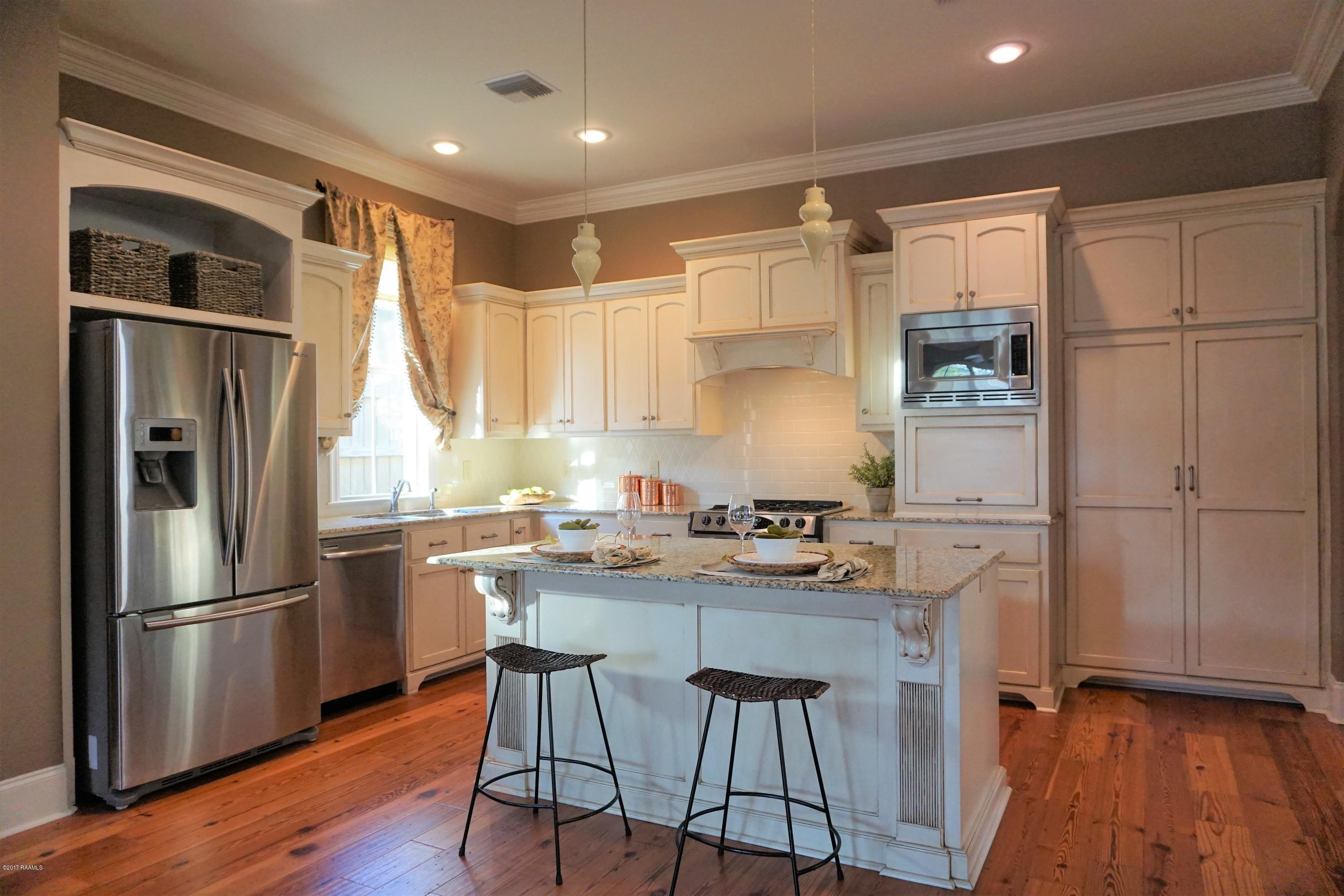 105 Reidel Private Road Broussard, LA 70518 - Photo 3 of 18 Kitchen