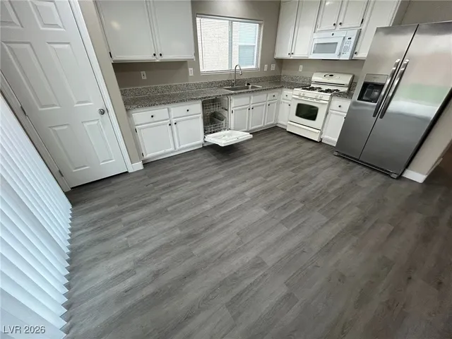 $2,050 | 8657 Palomino Ranch Street, Las Vegas, NV 89131