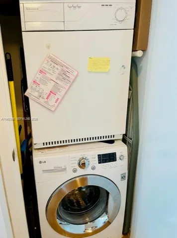 $7,811 | 6799 Collins Avenue, Unit 412, Miami Beach, FL 33141