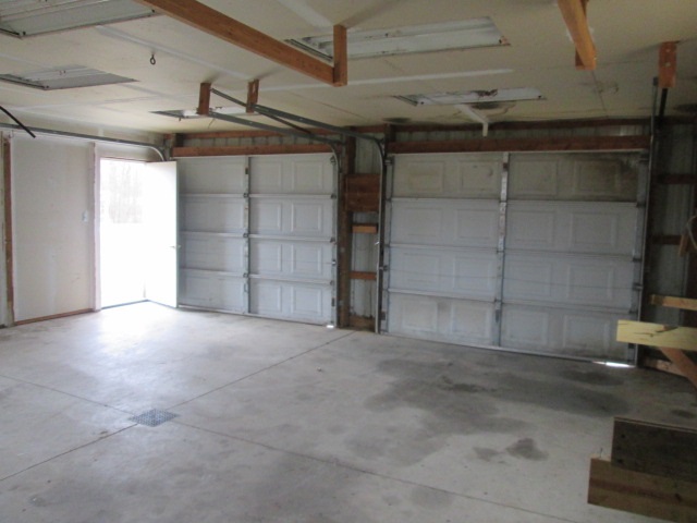8821 East Coleman Road Coleman, MI 48618 - Photo 11 of 25