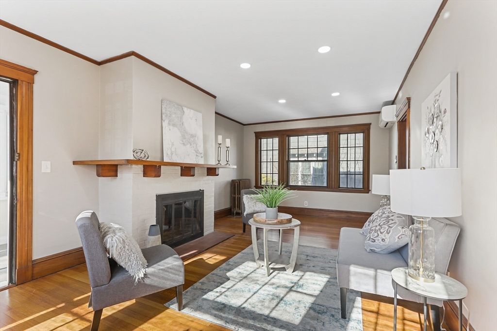 9 Oakley Road Belmont, MA 02478 - Photo 11 of 36 Gallery Image 11
