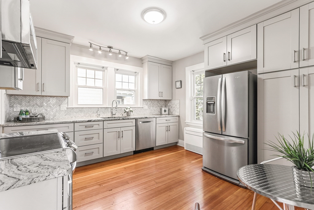 9 Oakley Road Belmont, MA 02478 - Photo 3 of 36 Gallery Image 3