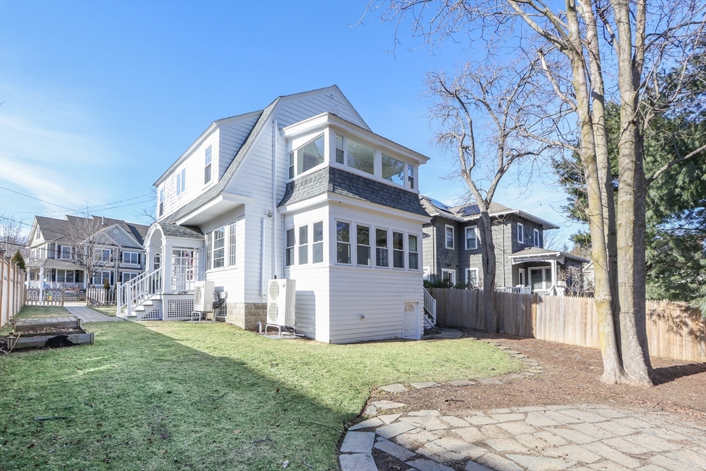 9 Oakley Road Belmont, MA 02478 - Photo 35 of 36 Gallery Image 35