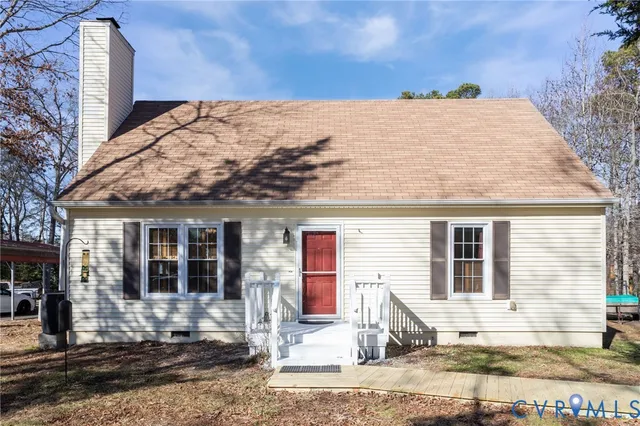 a view of a house with a patio