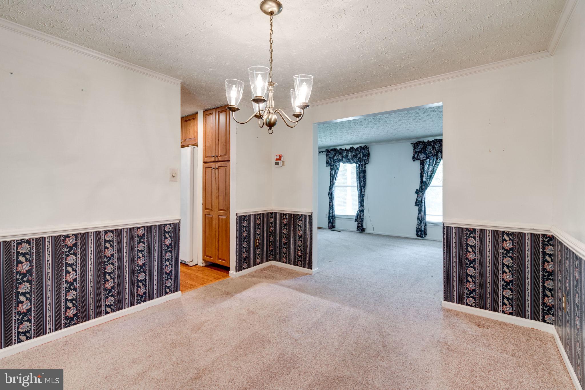 8698 Young Court Springfield, VA 22153 - Photo 12 of 53 Gallery Image 12
