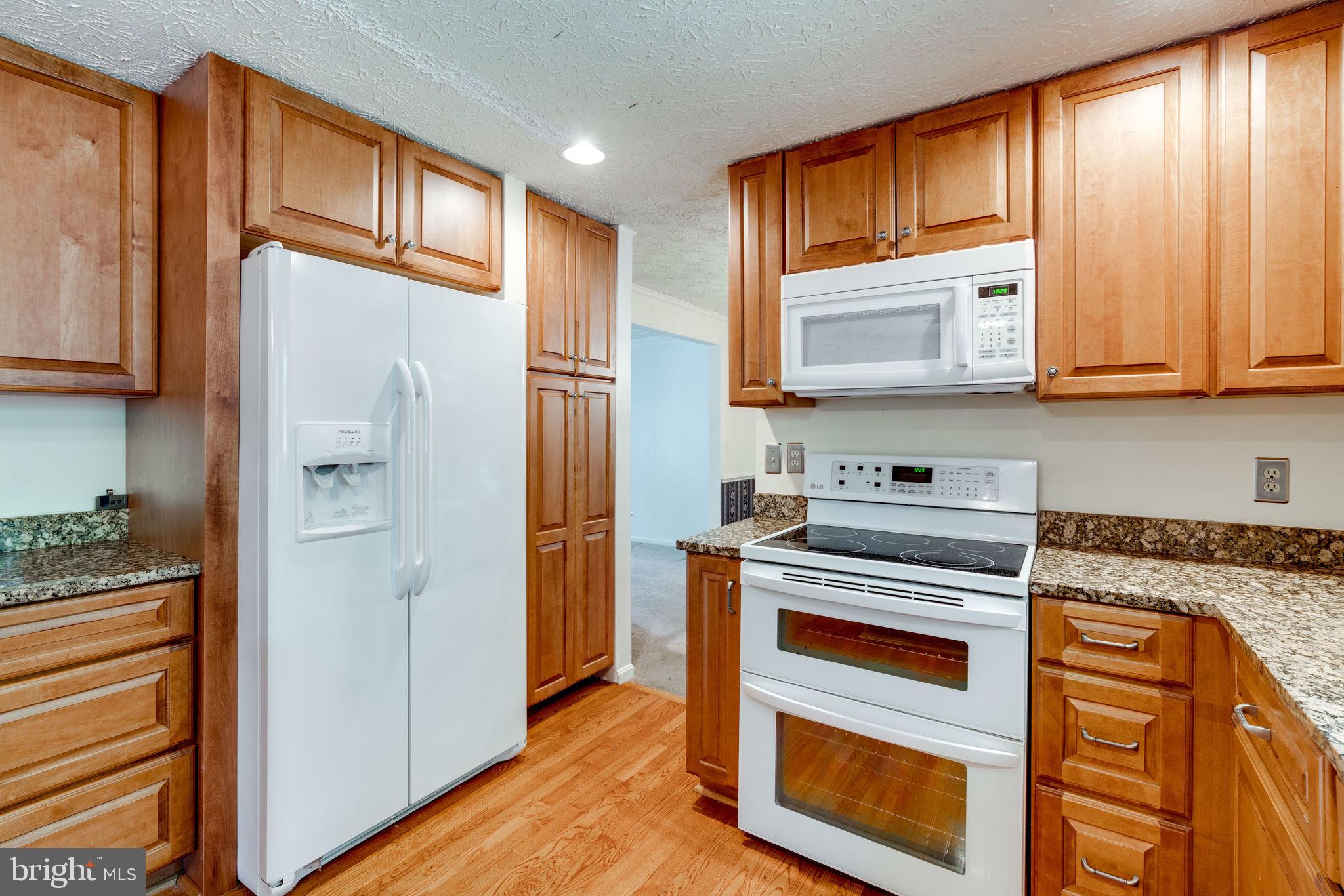 8698 Young Court Springfield, VA 22153 - Photo 15 of 53 Gallery Image 15