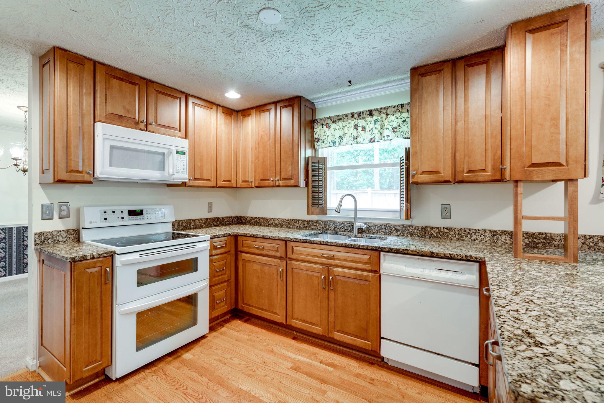 8698 Young Court Springfield, VA 22153 - Photo 16 of 53 Gallery Image 16
