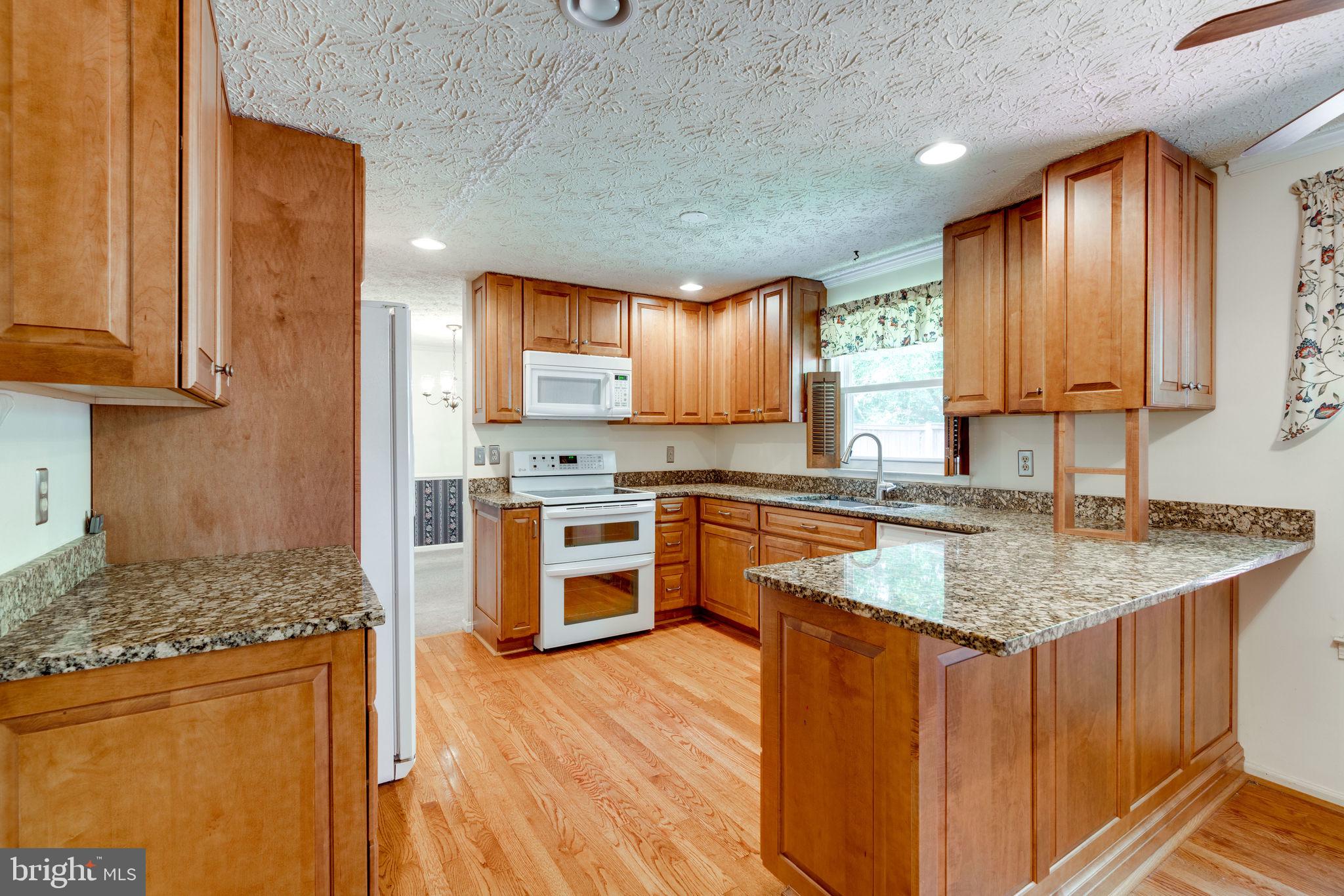 8698 Young Court Springfield, VA 22153 - Photo 17 of 53 Gallery Image 17