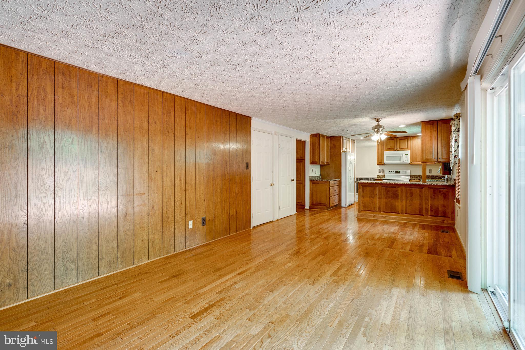 8698 Young Court Springfield, VA 22153 - Photo 23 of 53 Gallery Image 23