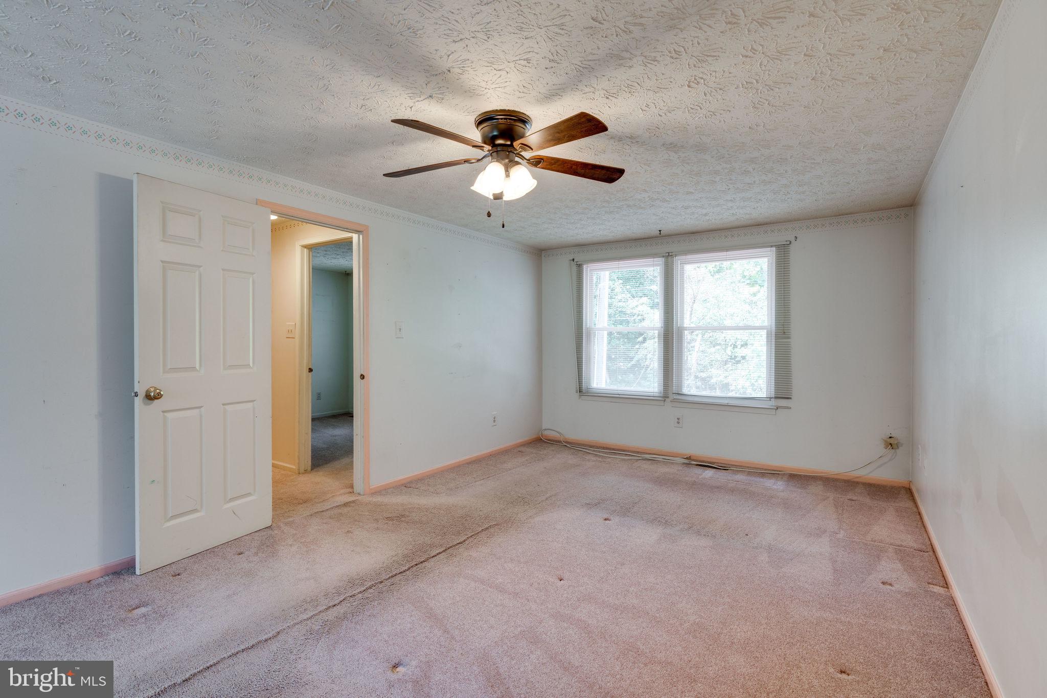 8698 Young Court Springfield, VA 22153 - Photo 32 of 53 Gallery Image 32