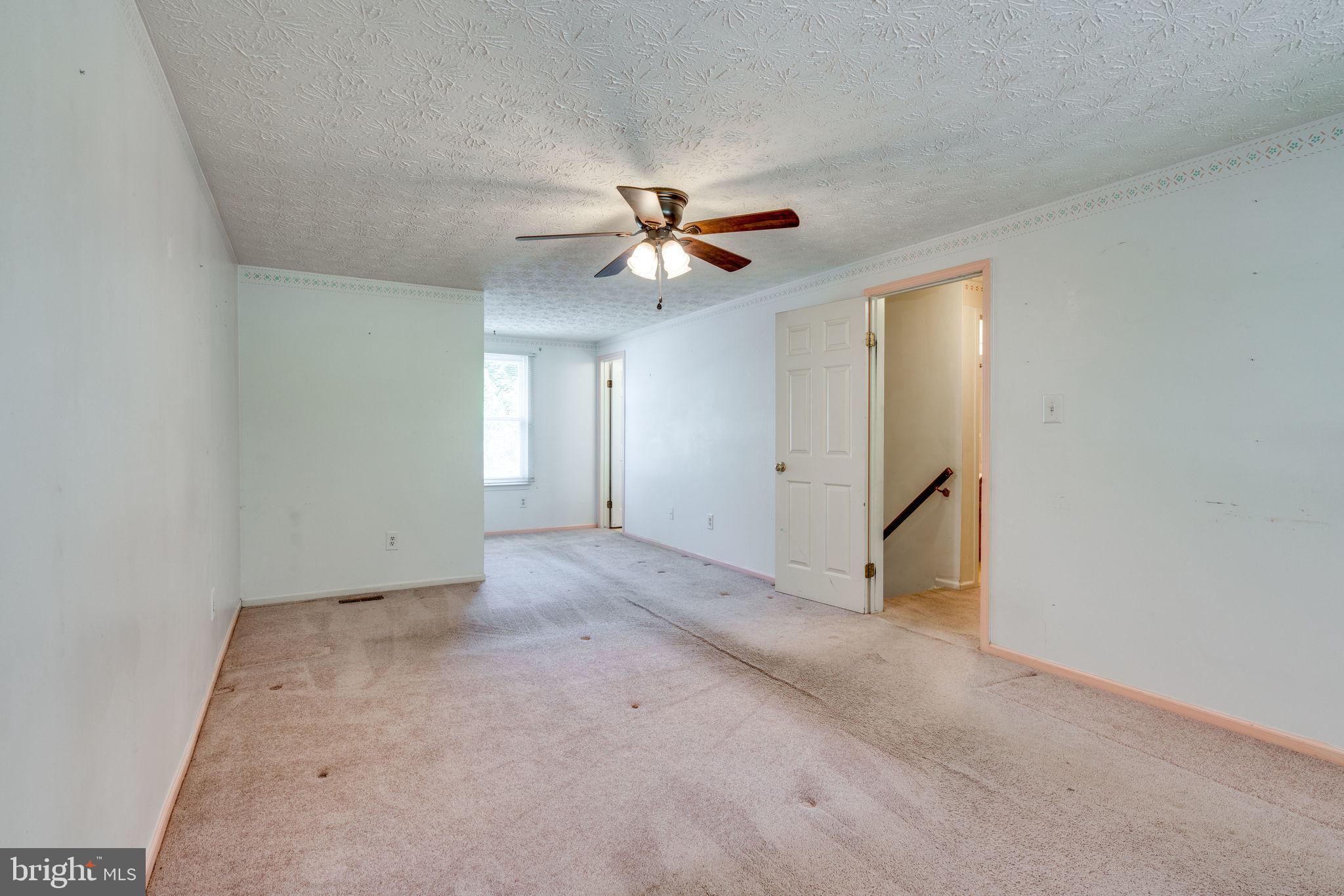 8698 Young Court Springfield, VA 22153 - Photo 33 of 53 Gallery Image 33