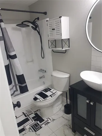 $585,000 | 311 58th Avenue East, Bradenton, FL 34203