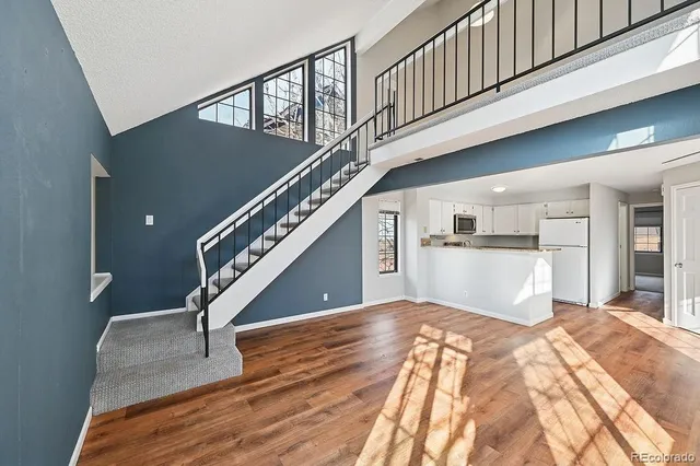 $2,200 | 844 South Vance Street, Unit B, Lakewood, CO 80226