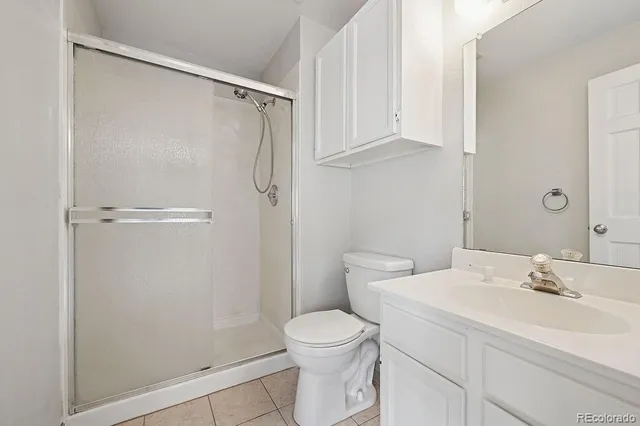 $2,200 | 844 South Vance Street, Unit B, Lakewood, CO 80226