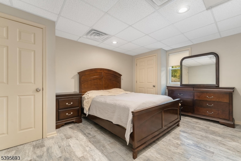 324 Tunnel Road Asbury, NJ 08802 - Photo 11 of 26