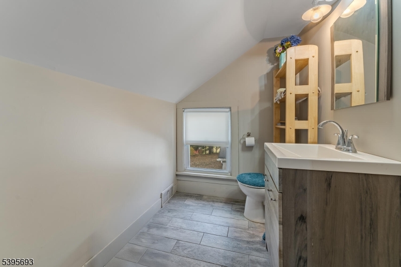 324 Tunnel Road Asbury, NJ 08802 - Photo 17 of 26