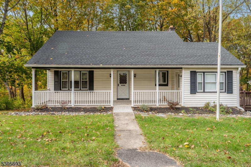 324 Tunnel Road Asbury, NJ 08802 - Photo 3 of 26