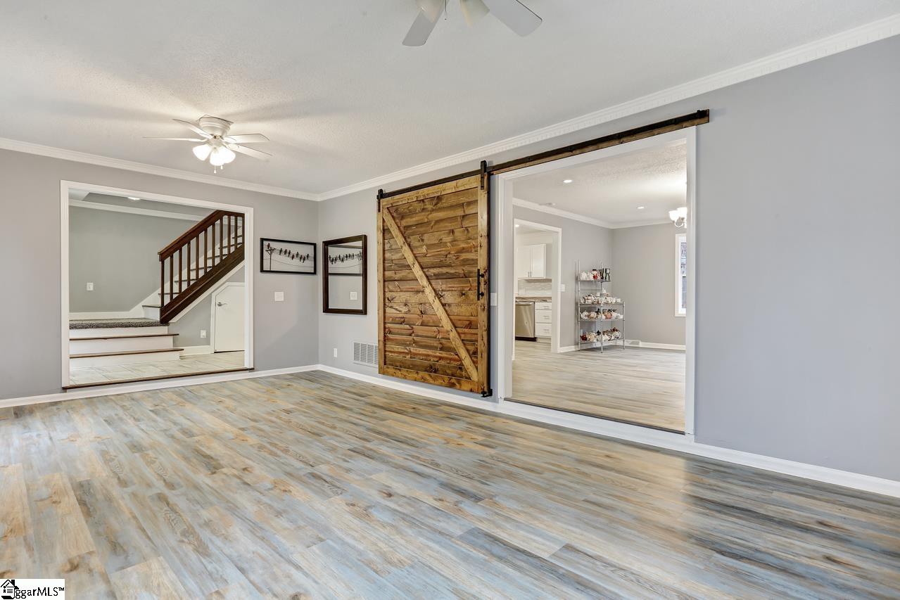 406 Holly Road Taylors, SC 29687 - Photo 11 of 36 Gallery Image 11