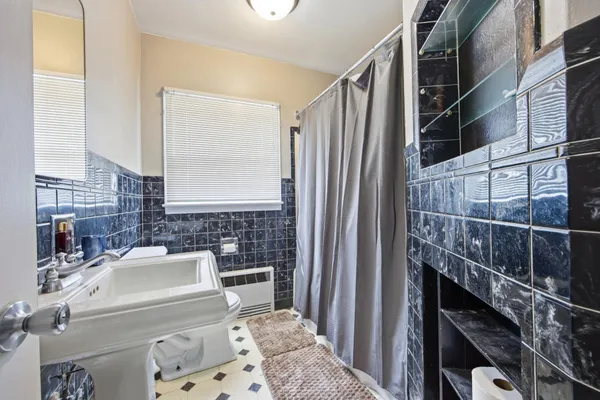 $245,000 | 1221 5th Street South, Moorhead, MN 56560