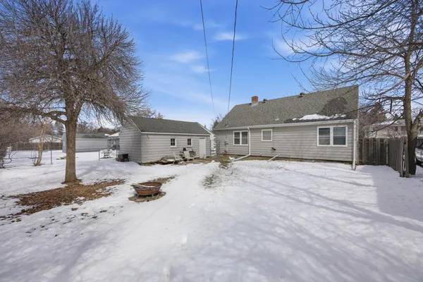 $245,000 | 1221 5th Street South, Moorhead, MN 56560