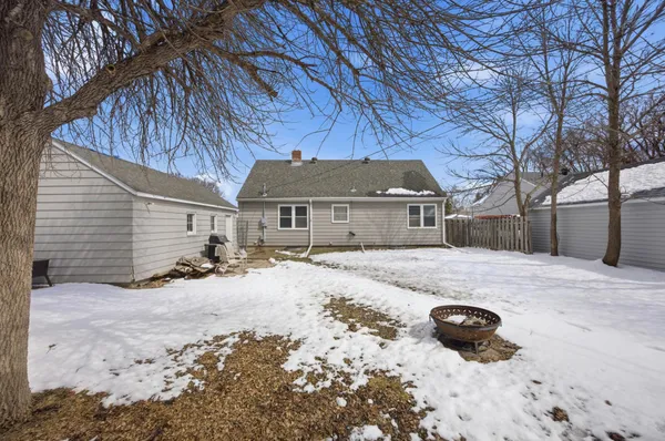 $245,000 | 1221 5th Street South, Moorhead, MN 56560