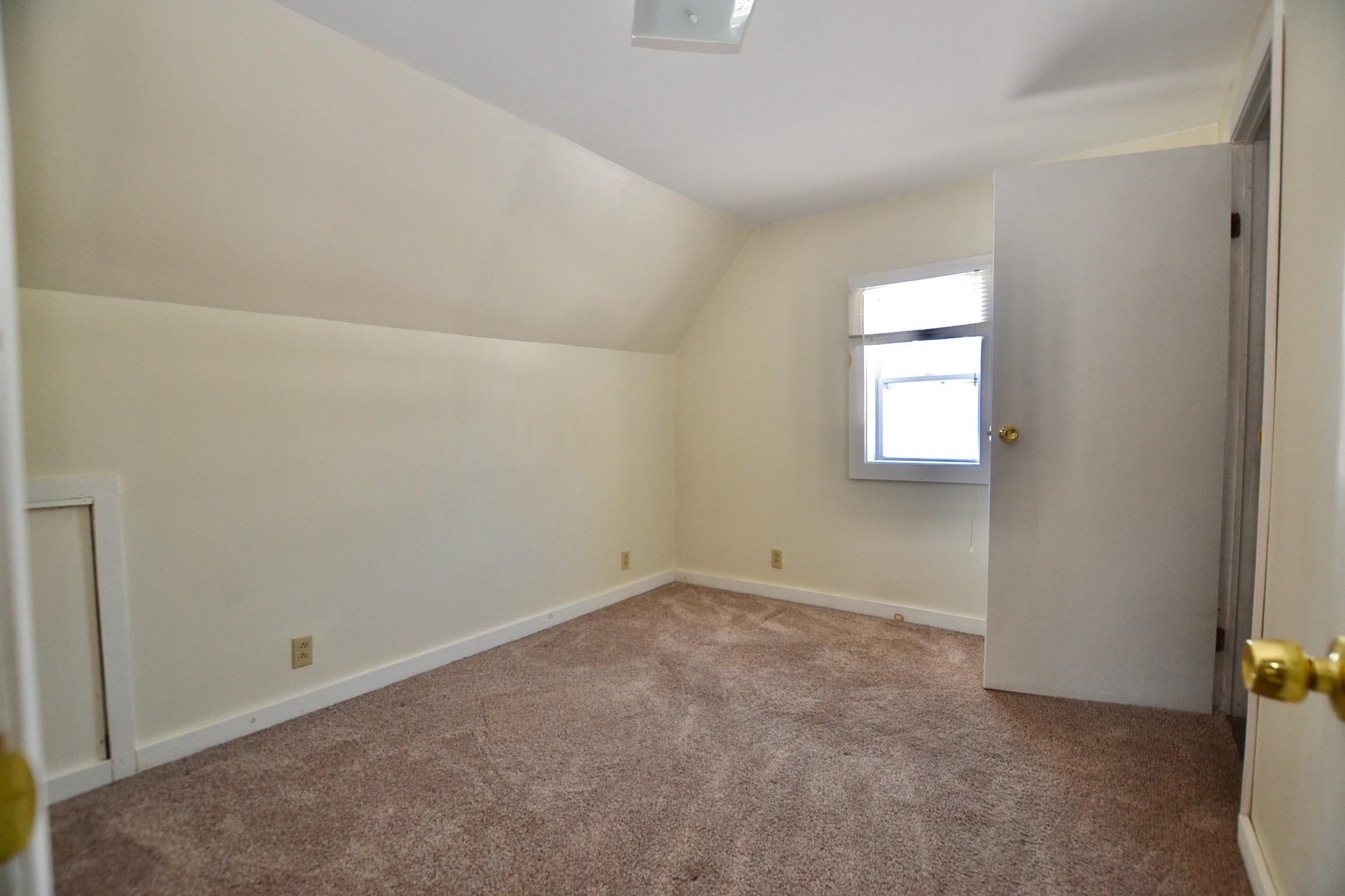 896 Highway 2 Middlesex, VT 05602 - Photo 14 of 38