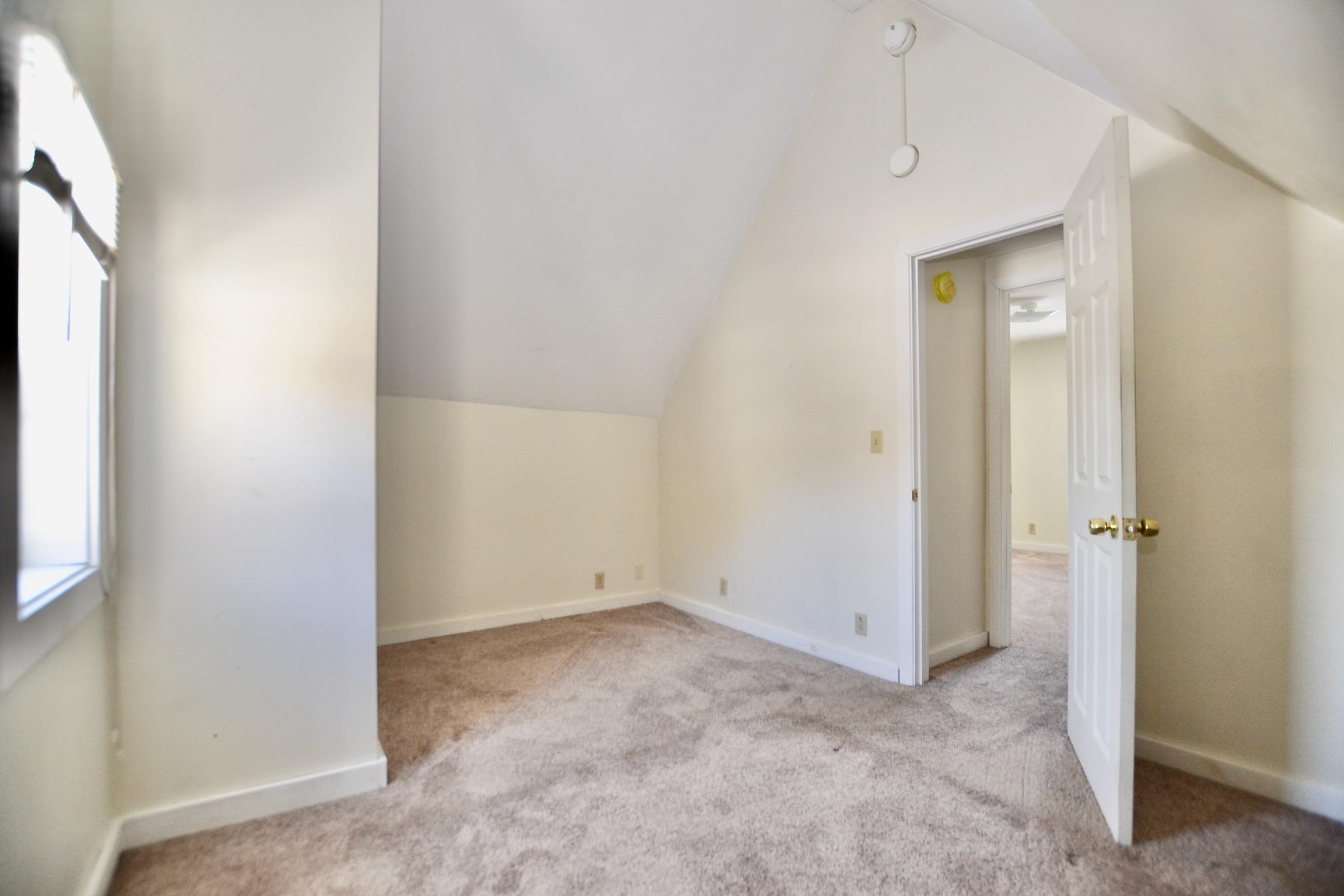 896 Highway 2 Middlesex, VT 05602 - Photo 18 of 38