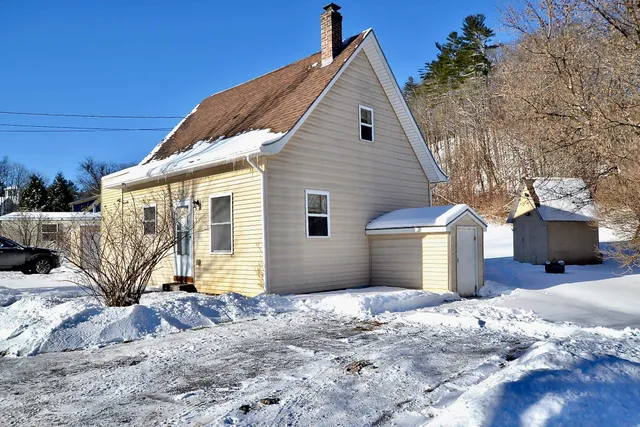 $250,000 | 896 Highway 2, Middlesex, VT 05602