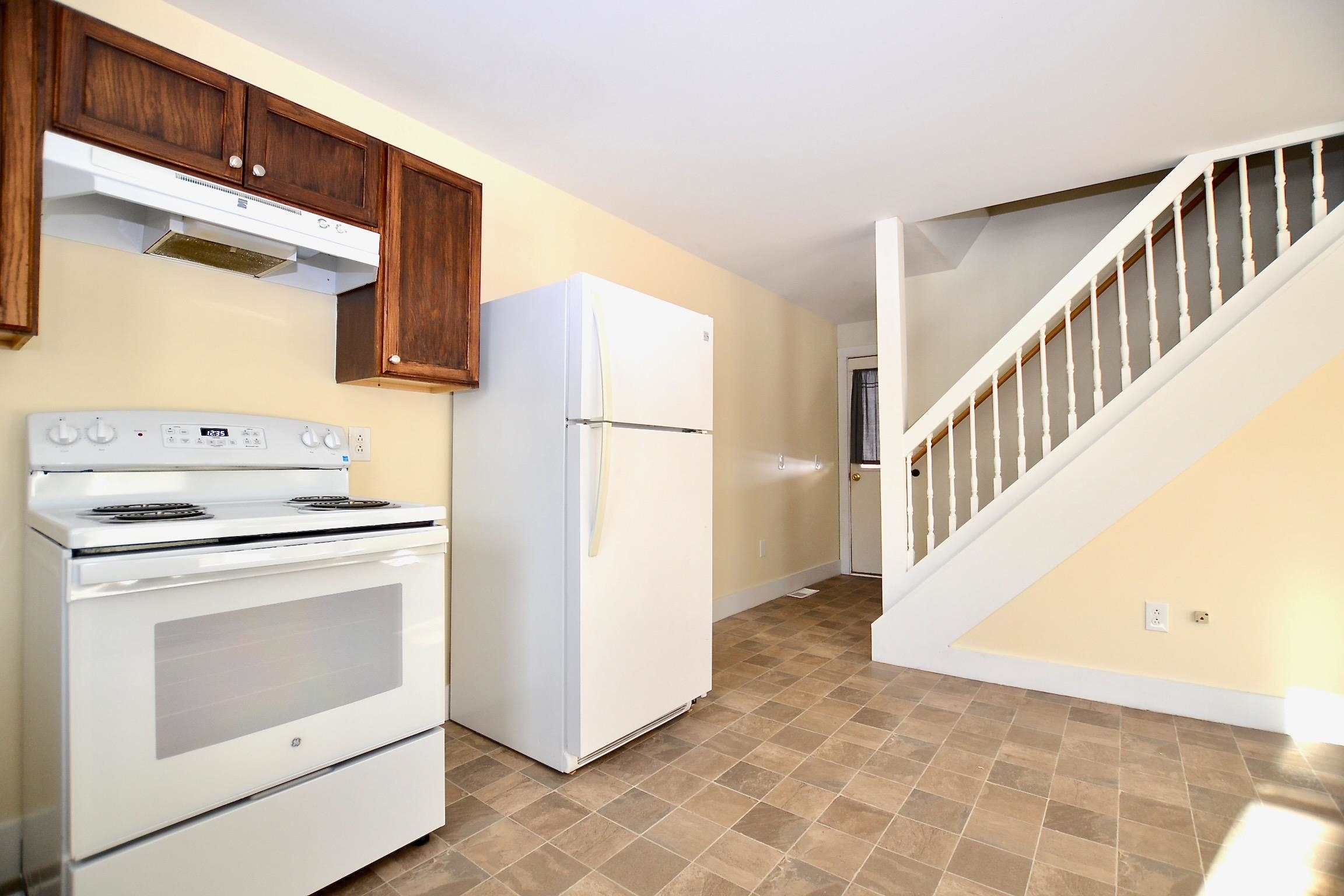 896 Highway 2 Middlesex, VT 05602 - Photo 5 of 38