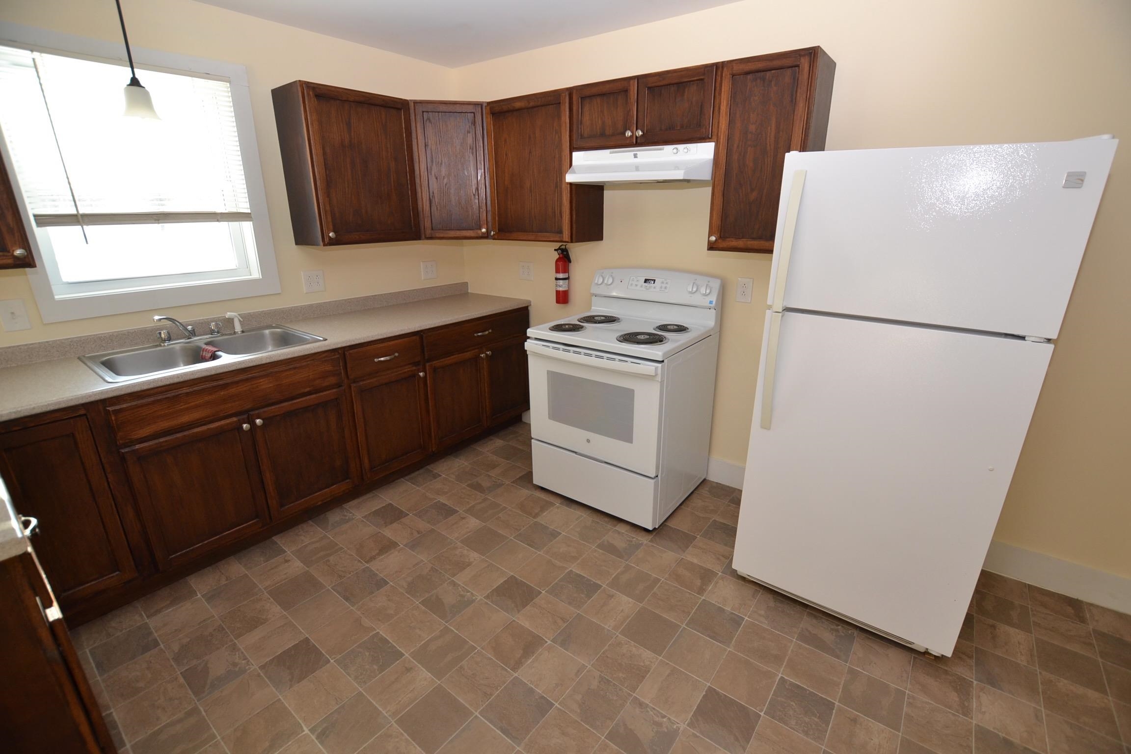 896 Highway 2 Middlesex, VT 05602 - Photo 8 of 38