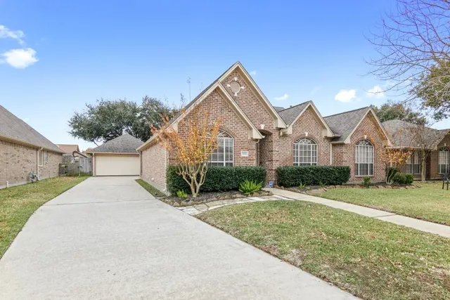 $409,000 | 1418 Ed Watson Lane, Deer Park, TX 77536