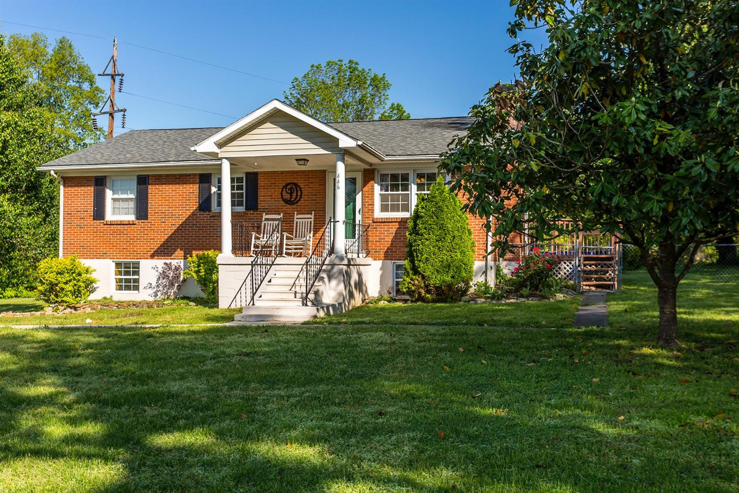 446 Sand Hill Road Irvine, KY 40336 - Photo 2 of 29 Photo 2