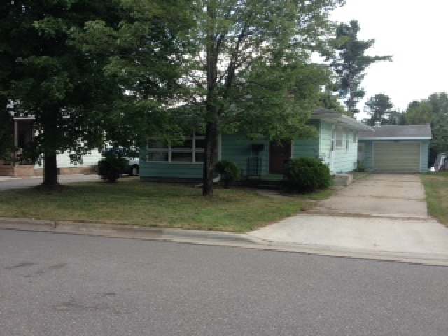 1434 Glenwood Avenue Rhinelander, WI 54501 - Photo 1 of 17 Gallery Image 1