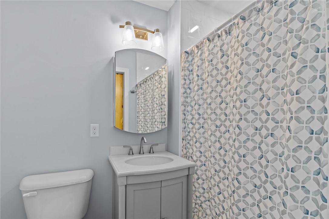 9 Morningside Court Cranston, RI 02921 - Photo 23 of 32