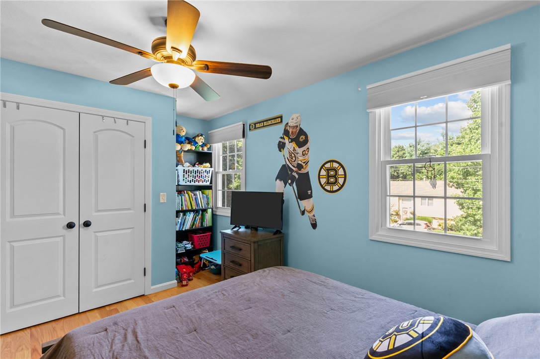 9 Morningside Court Cranston, RI 02921 - Photo 27 of 32