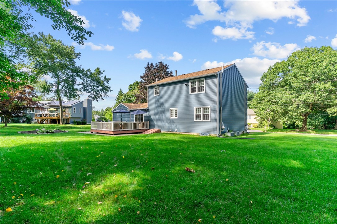 9 Morningside Court Cranston, RI 02921 - Photo 30 of 32