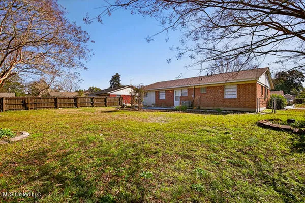 $195,900 | 2209 North Street, Gulfport, MS 39507