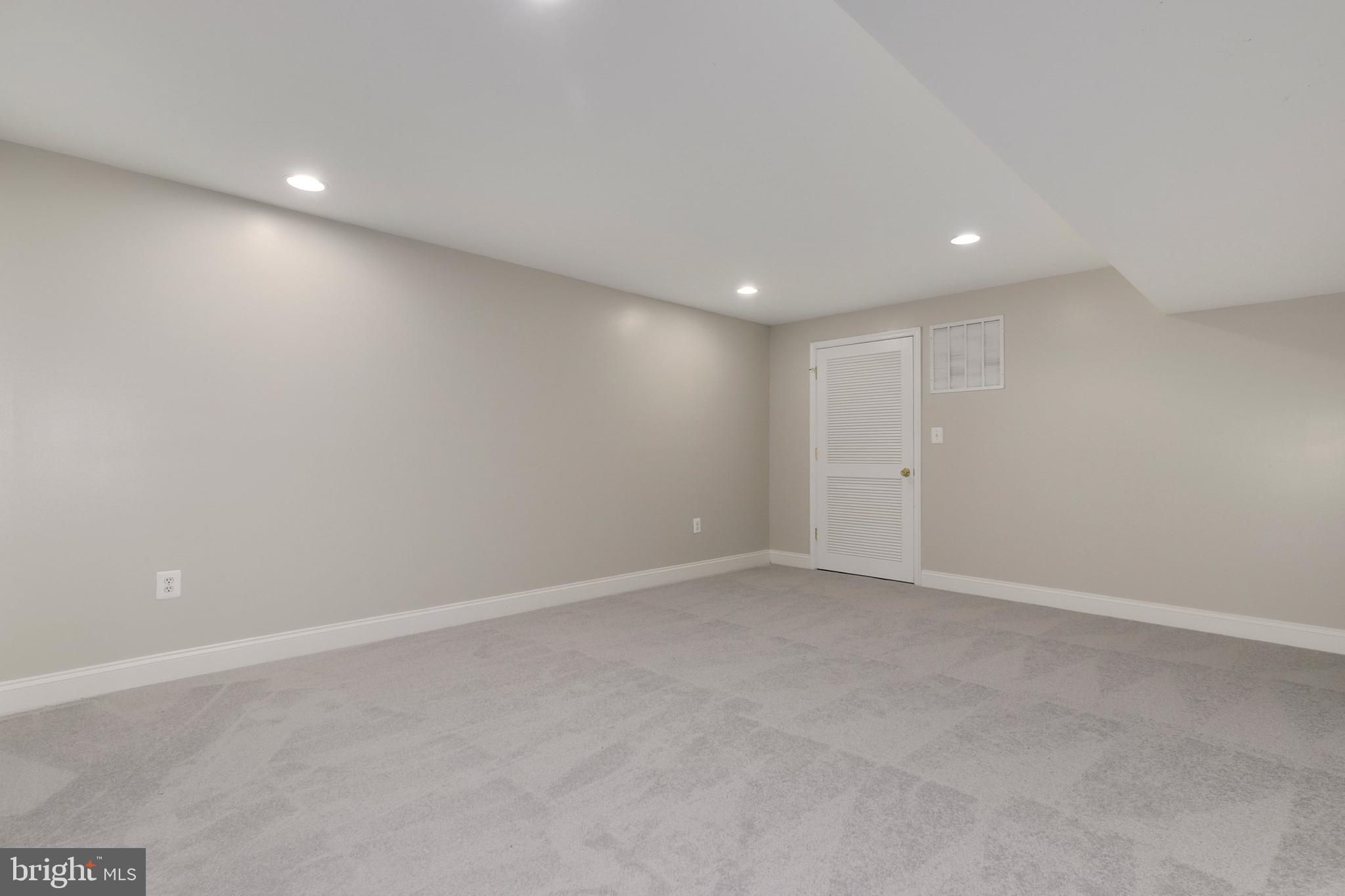 43486 Ogden Place Sterling, VA 20166 - Photo 38 of 73