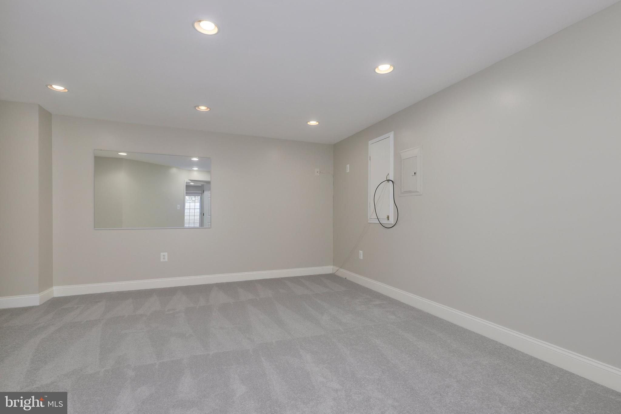 43486 Ogden Place Sterling, VA 20166 - Photo 45 of 73