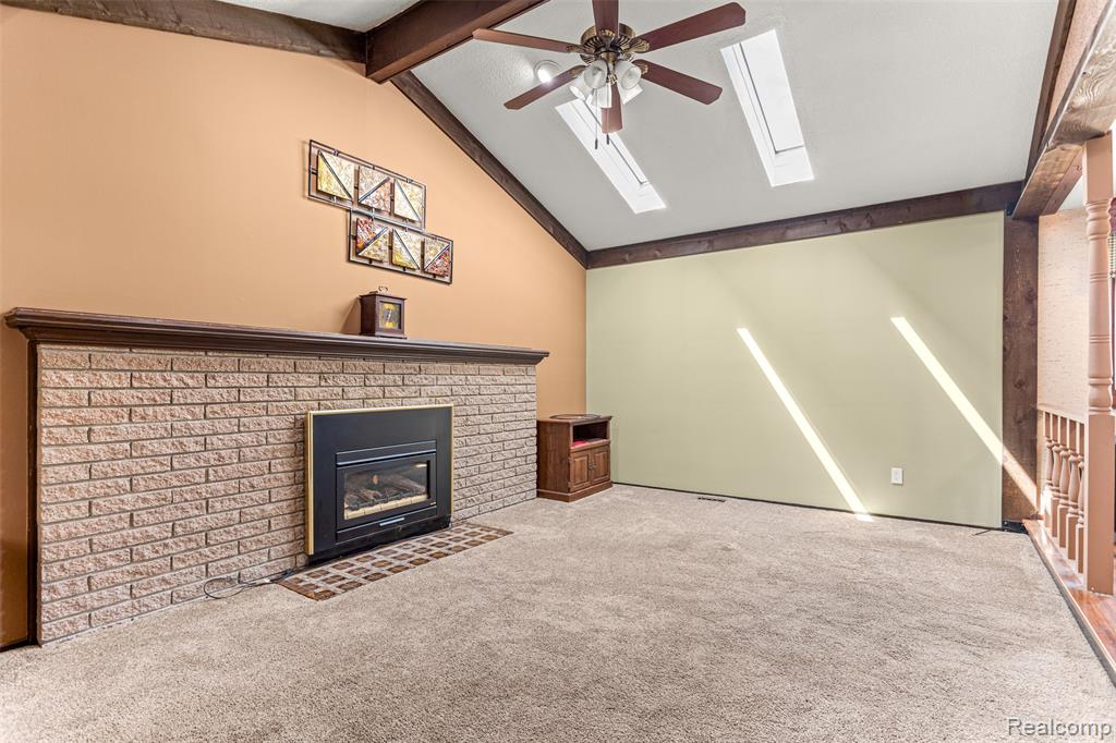 20227 Roche Road Trenton, MI 48183 - Photo 15 of 31 Gallery Image 15