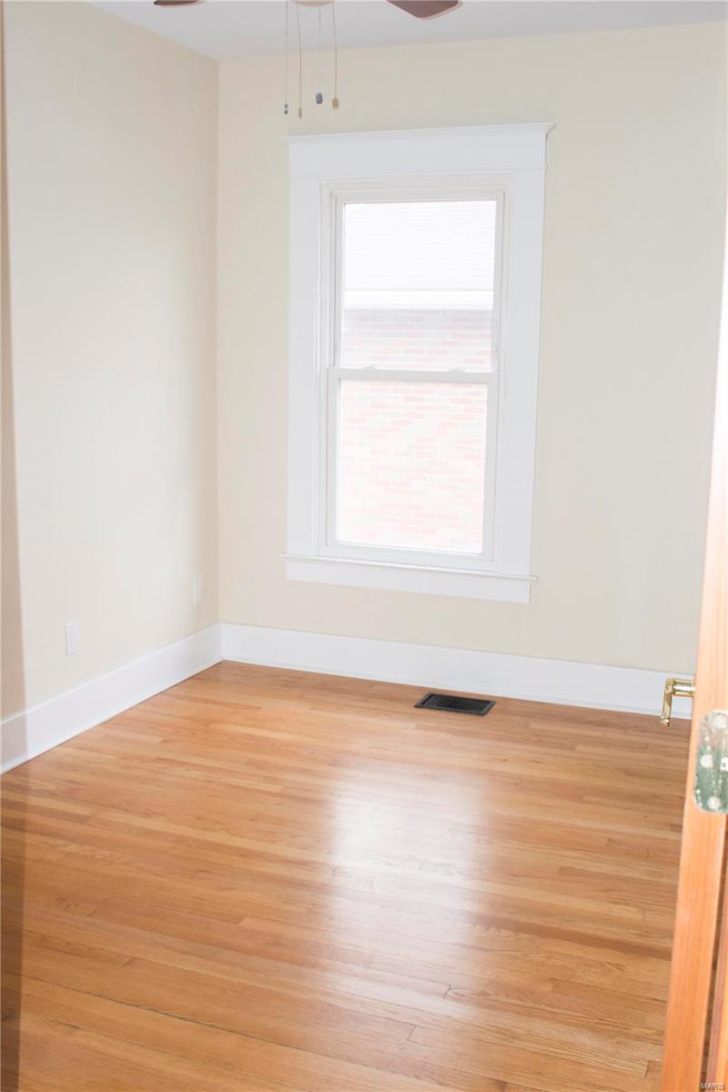 120 East 1st Street Roxana, IL 62084 - Photo 13 of 18 Gallery Image 13
