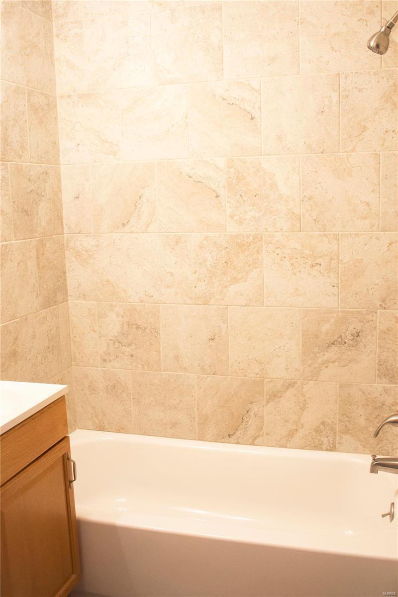 120 East 1st Street Roxana, IL 62084 - Photo 15 of 18 Gallery Image 15
