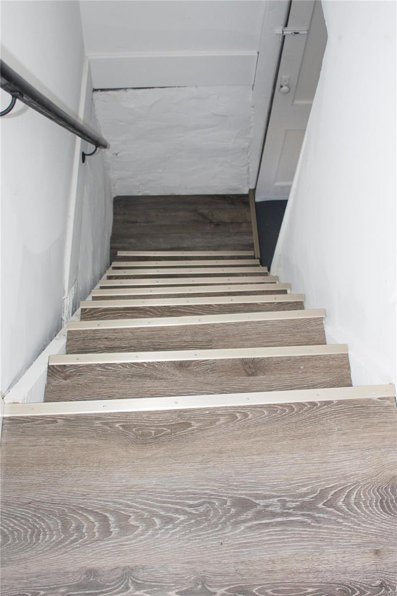120 East 1st Street Roxana, IL 62084 - Photo 7 of 18 Gallery Image 7