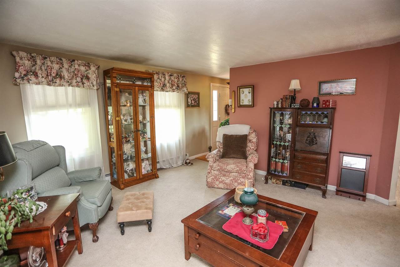 201 Beals Road Bedford, NH 03110 - Photo 12 of 40