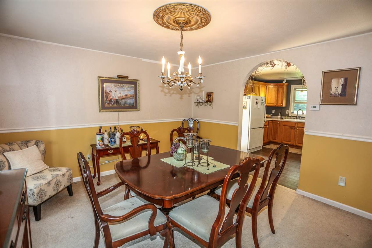 201 Beals Road Bedford, NH 03110 - Photo 15 of 40