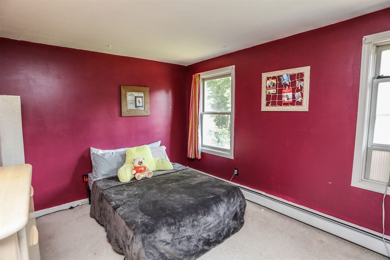 201 Beals Road Bedford, NH 03110 - Photo 31 of 40